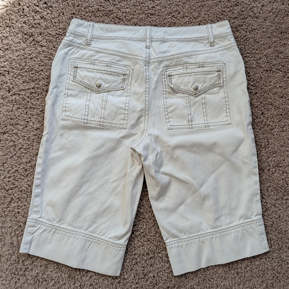 CABi White Out N About Denim Bermuda Shorts Size 6